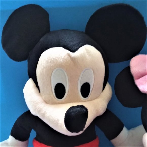 Plush Mickey & MINNIE MOUSE Disney NWT Junior Land World Gift Stuffed Walt Love - Picture 3 of 9